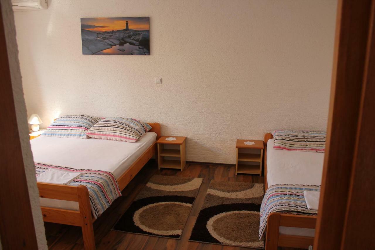 Apartments Hella Вир Екстериор снимка