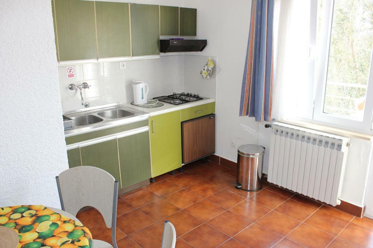 Apartments Hella Вир Екстериор снимка