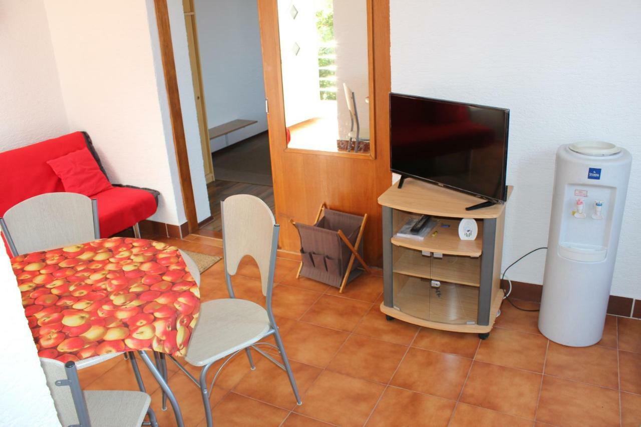 Apartments Hella Вир Екстериор снимка