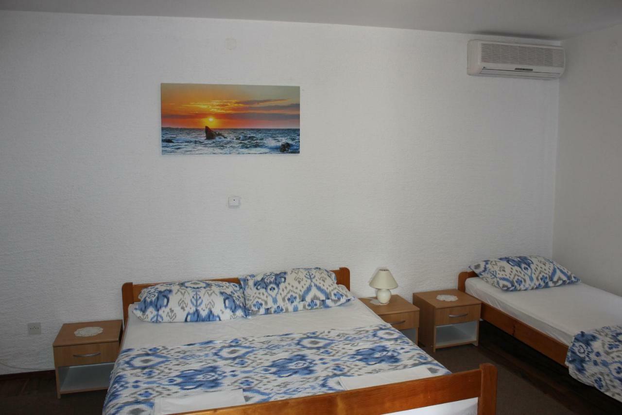 Apartments Hella Вир Екстериор снимка