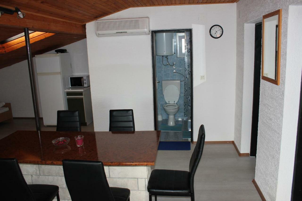 Apartments Hella Вир Екстериор снимка