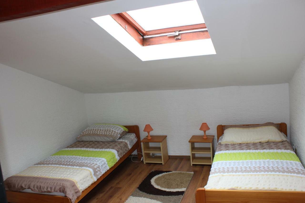 Apartments Hella Вир Екстериор снимка