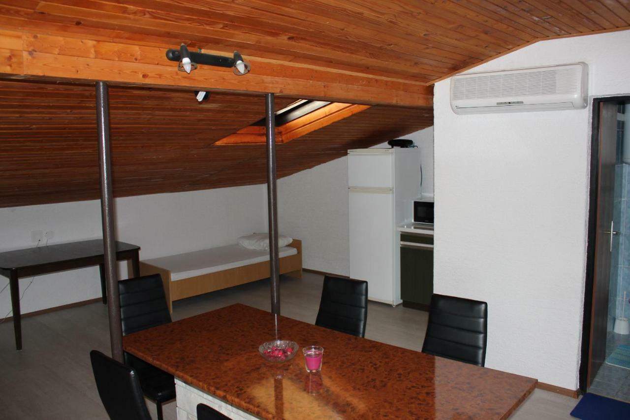 Apartments Hella Вир Екстериор снимка